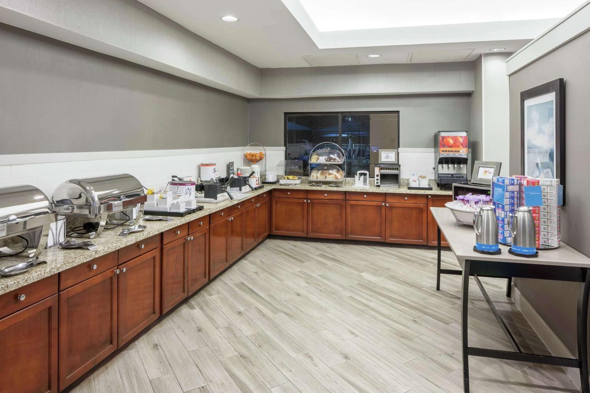 Hampton Inn & Suites Miami-Doral Dolphin Mall Sweetwater Exterior foto
