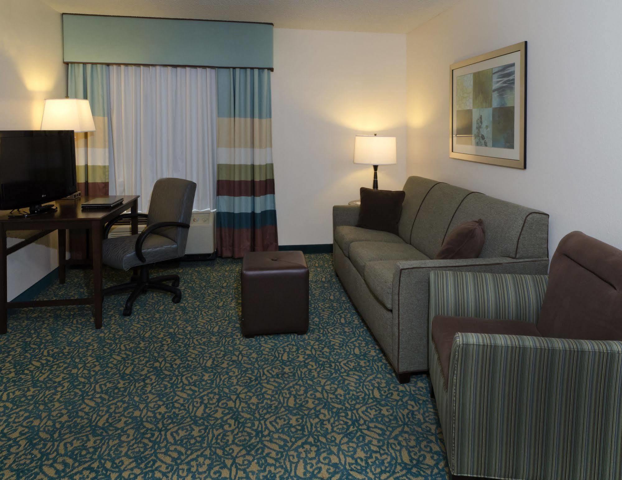 Hampton Inn & Suites Miami-Doral Dolphin Mall Sweetwater Exterior foto